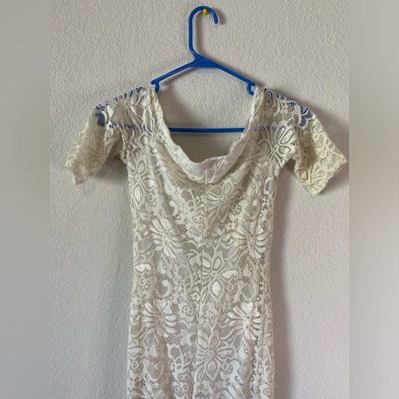 Love J White Bodycon Maxi Dress w/ Floral Lace Pattern Size S - Picture 4 of 6